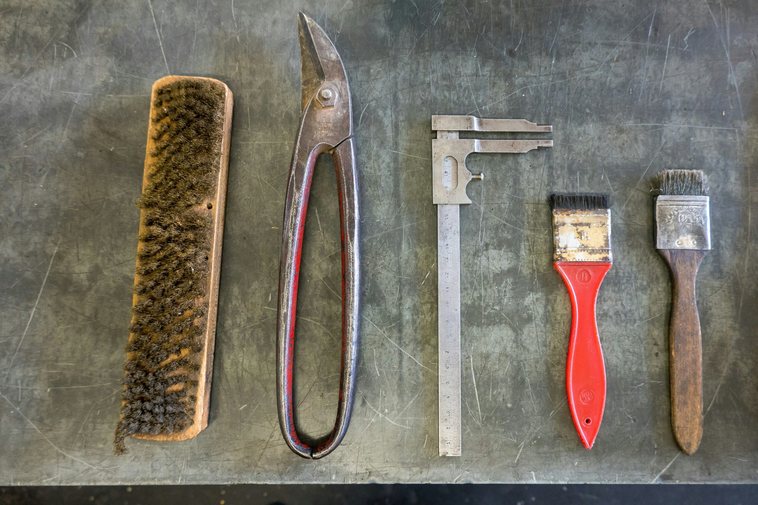 Revolutionize Your Research Game: The Best Research Paper Tools to Stay Ahead