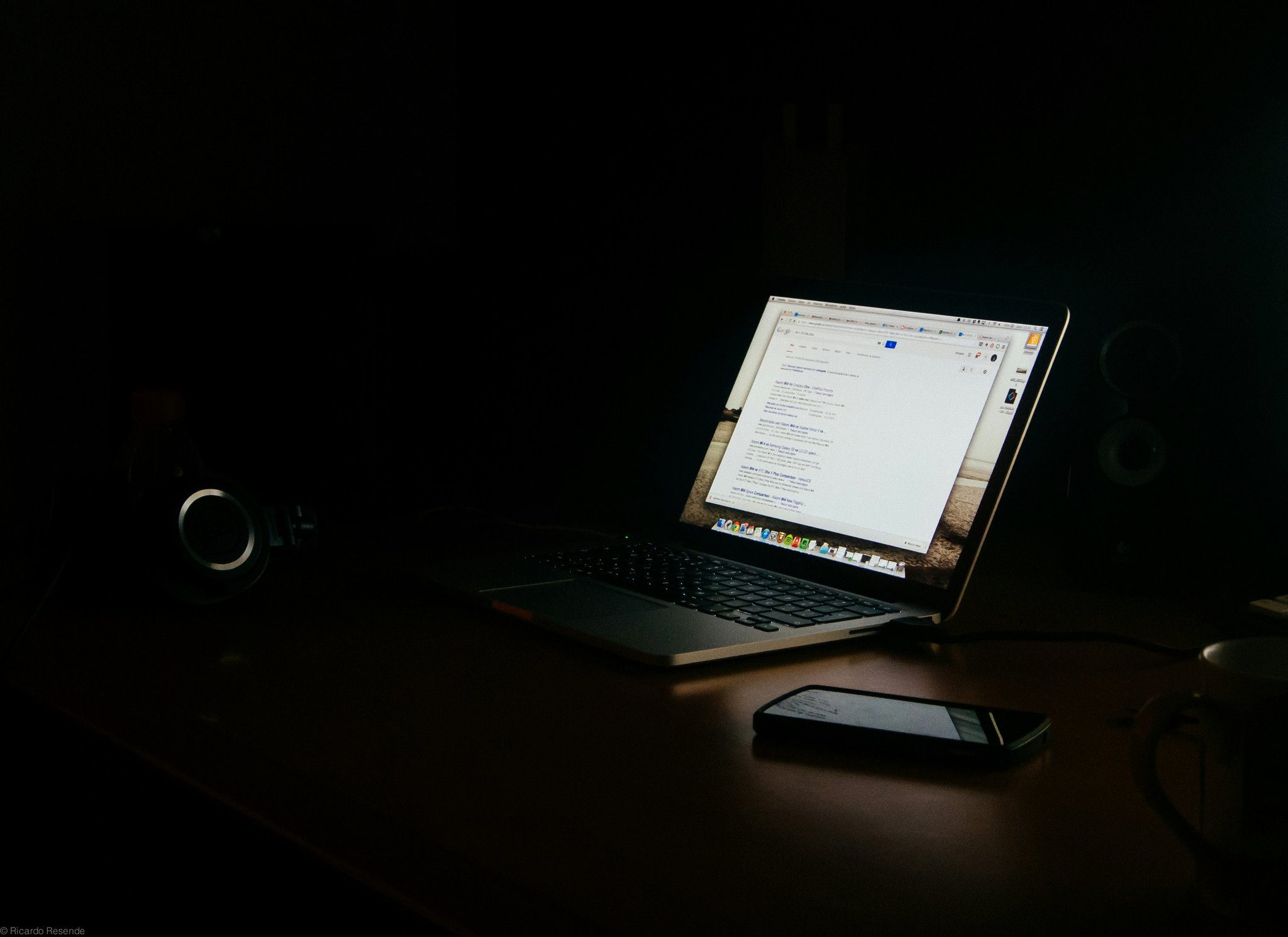 A messy desktop filled with browser tabs and documents representing disorganized research efforts.