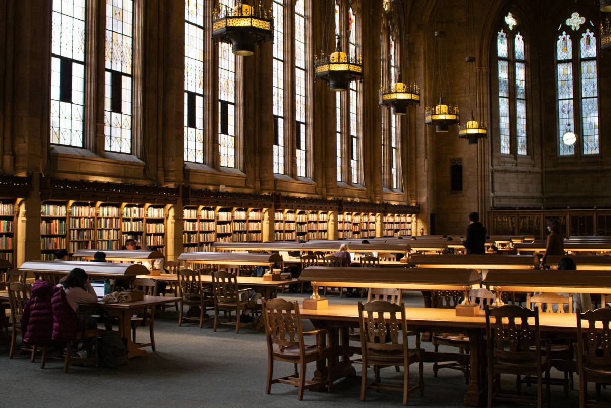 How to Master Your Research Game with the Best Research Paper Manager