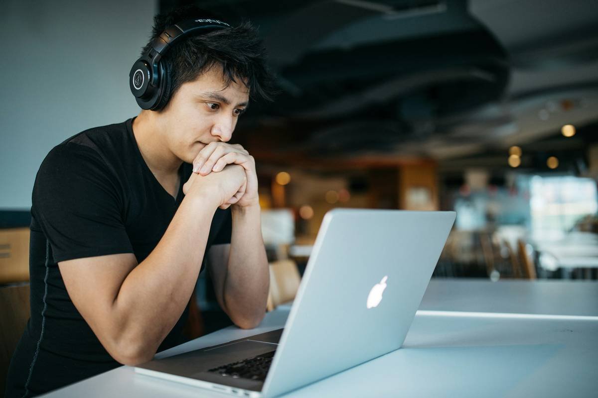 Why Your Brain Hates Traditional Study Methods—And How Smart Study Software Fixes It
