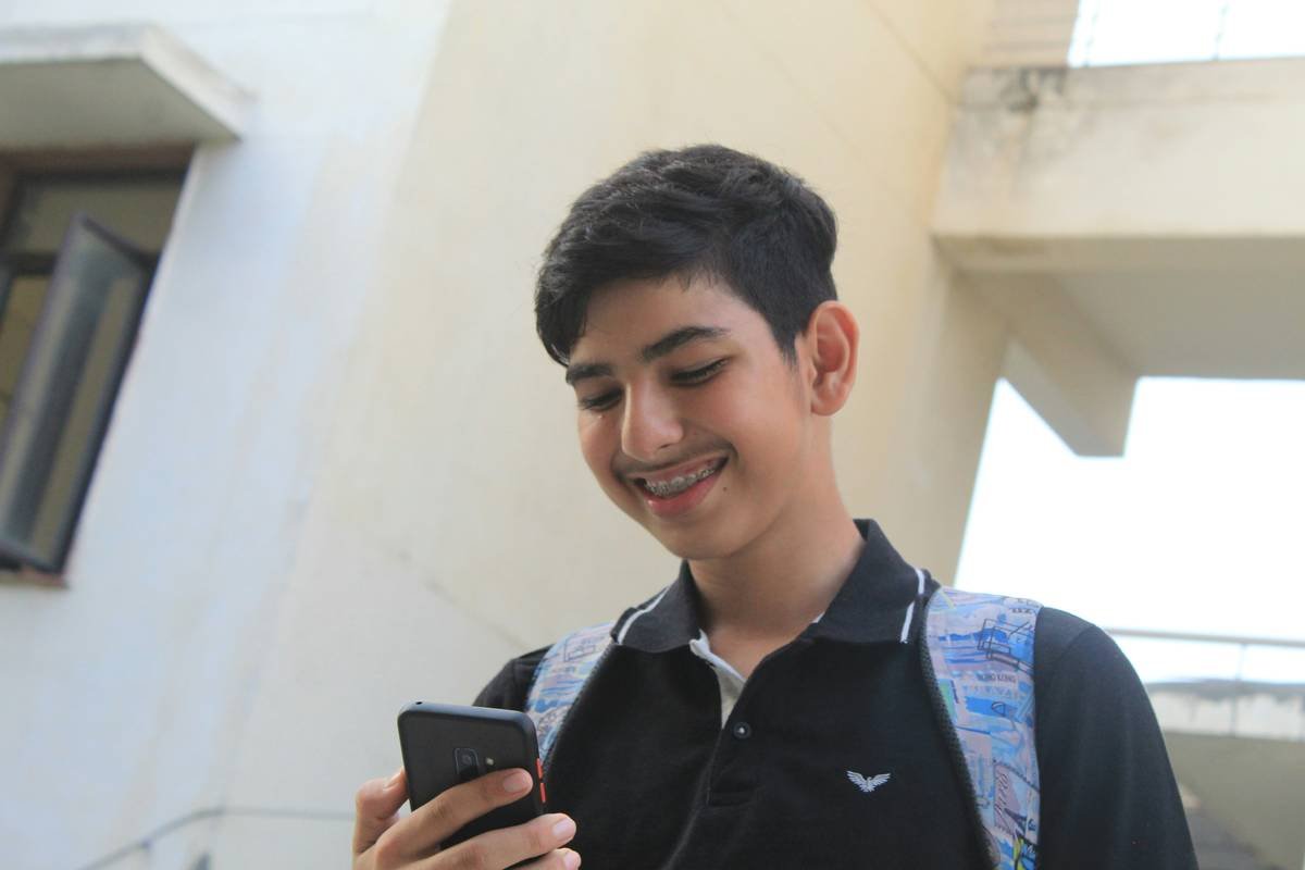 How Research Apps Boost the Well Being of Students Research (Without Burning Out)